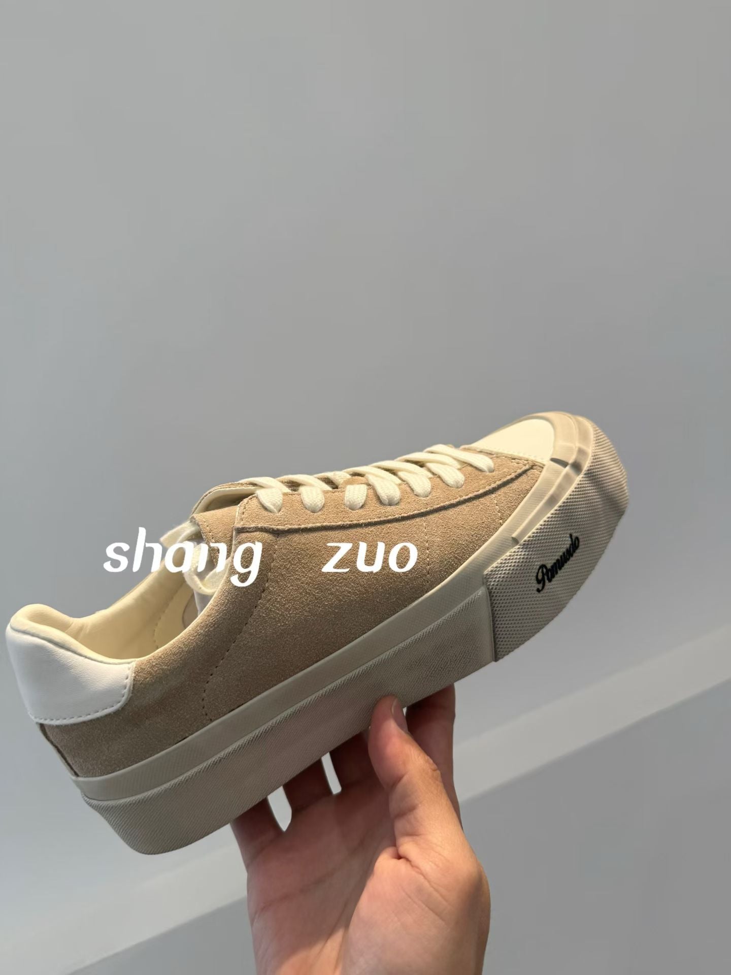 Everyday Casual Sneakers – Lightweight Comfort for Daily Wear